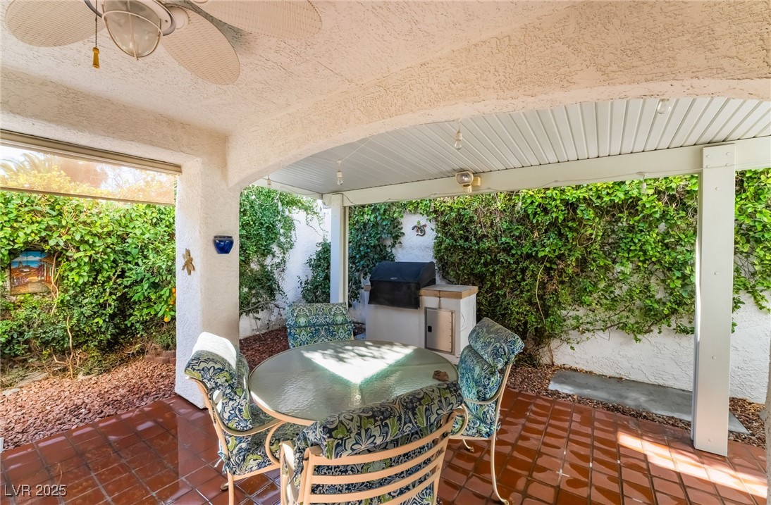 1835 Swallow Hill Avenue