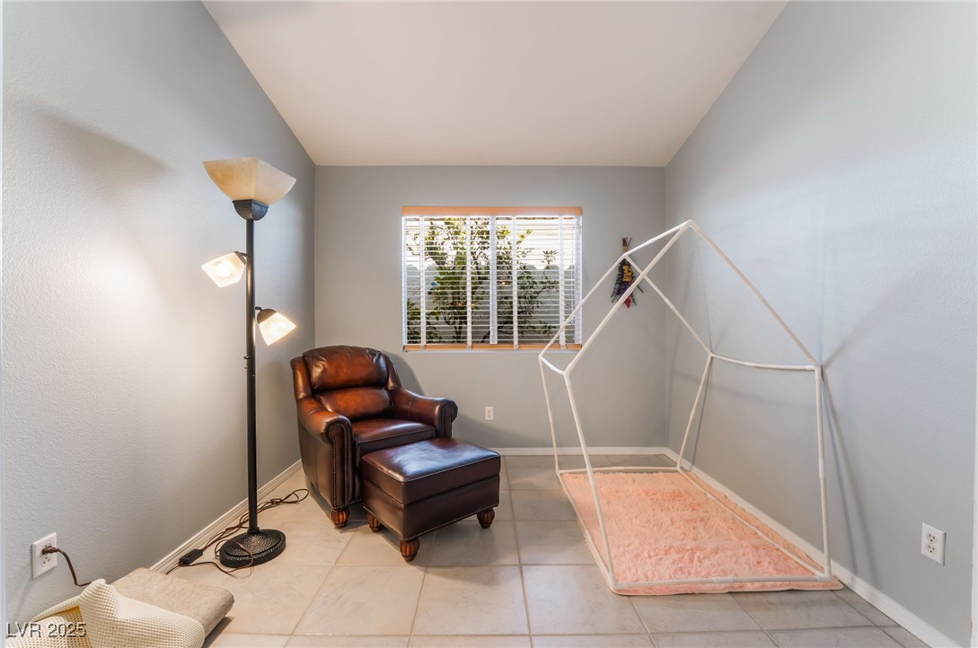 1835 Swallow Hill Avenue