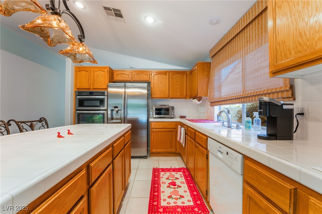 1835 Swallow Hill Avenue