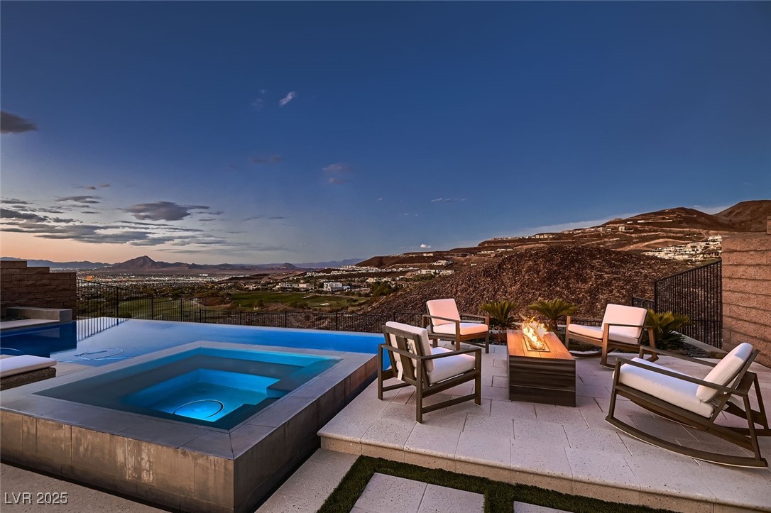 678 Blackrock Rim Drive