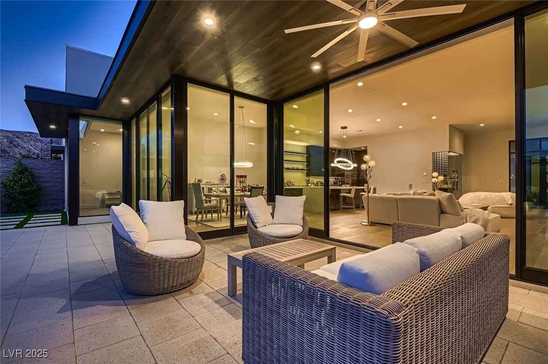 678 Blackrock Rim Drive