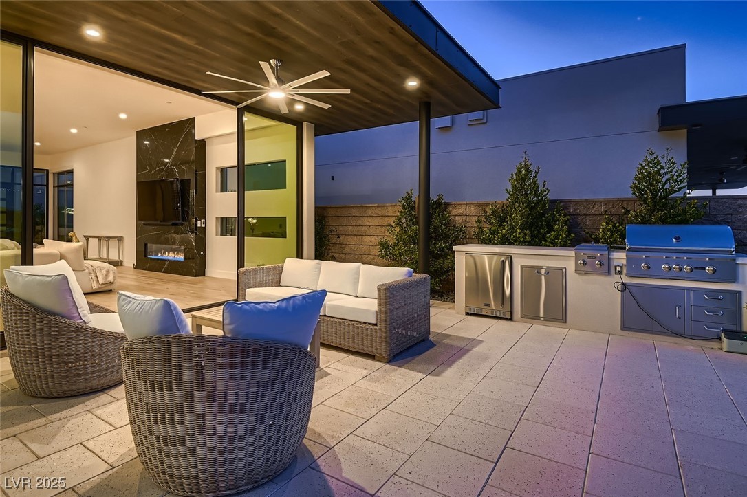 678 Blackrock Rim Drive