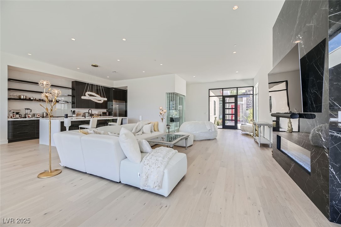 678 Blackrock Rim Drive