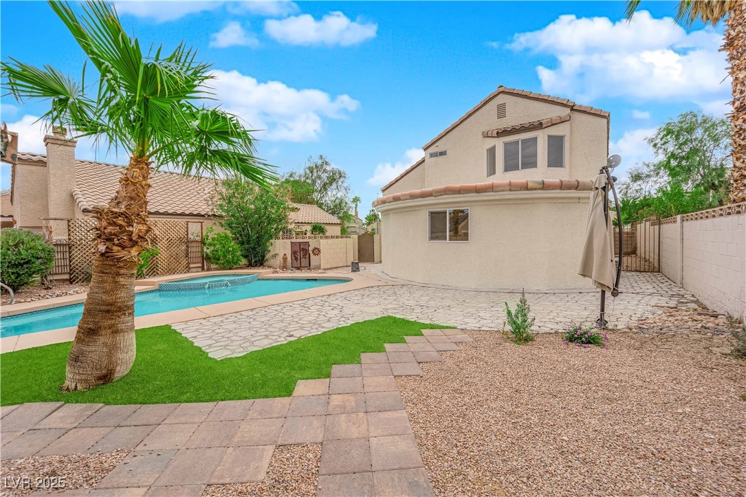 8324 Shark Tank Court