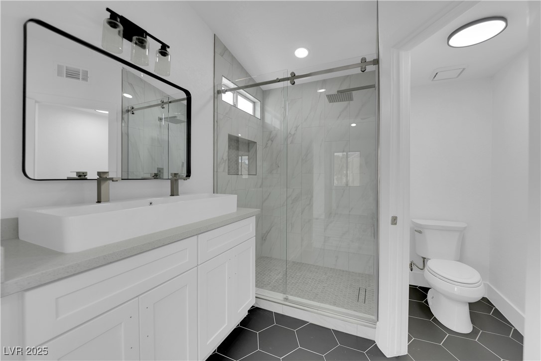 8324 Shark Tank Court