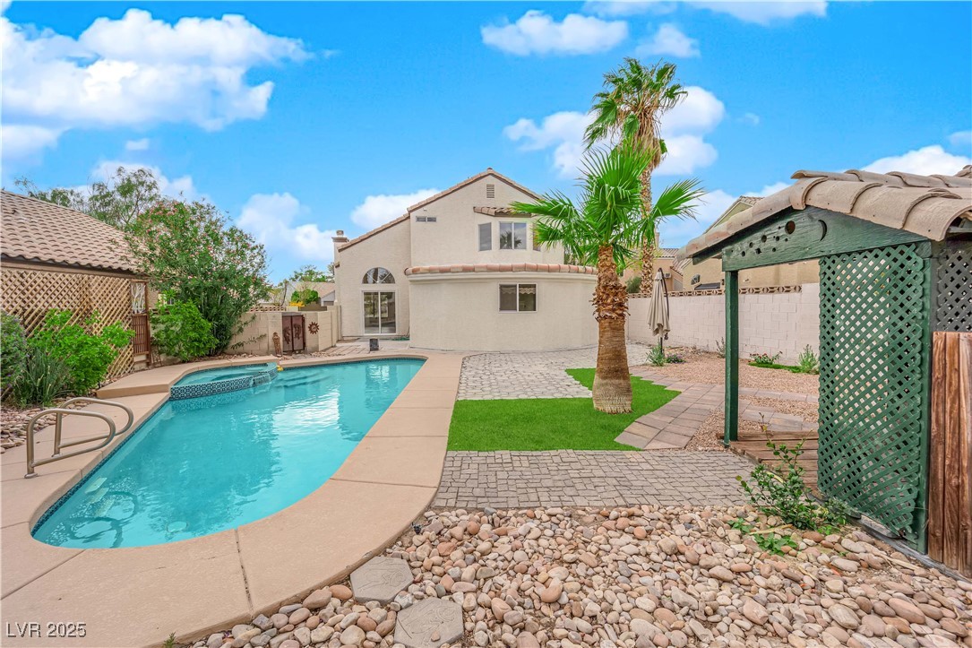 8324 Shark Tank Court