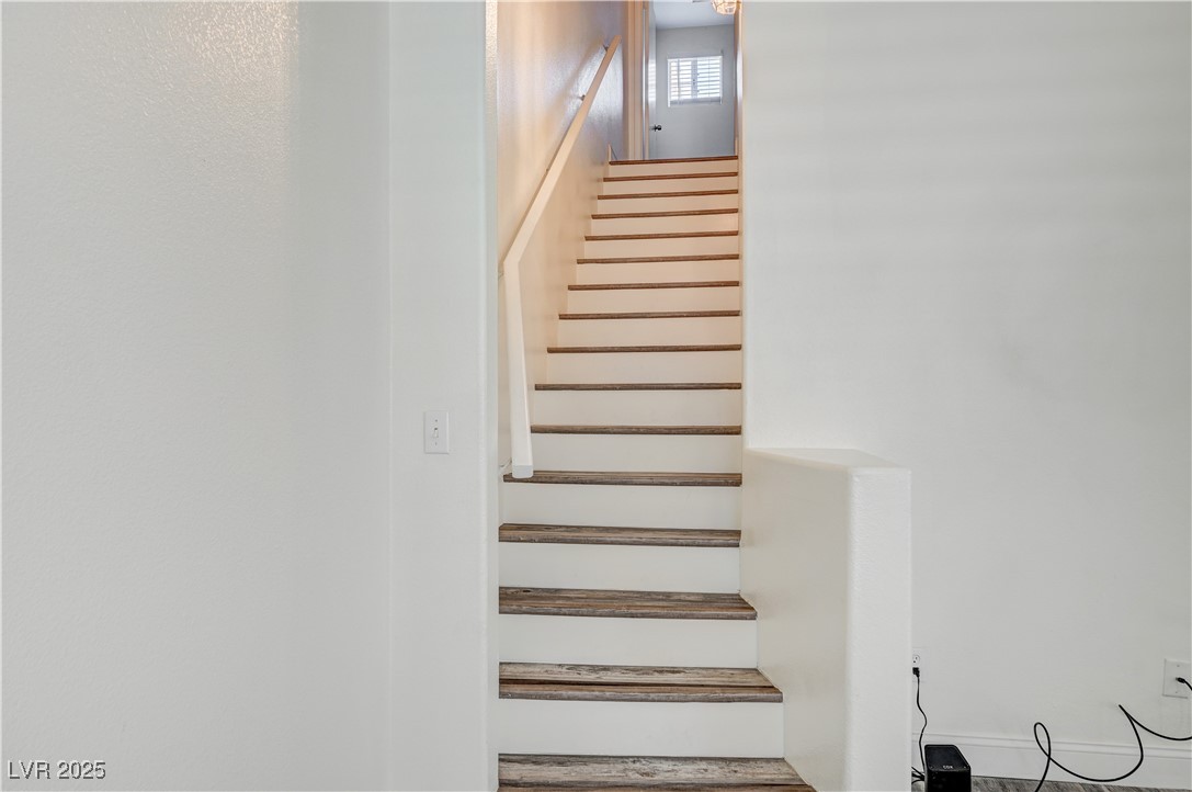 1153 Dusty Creek Street