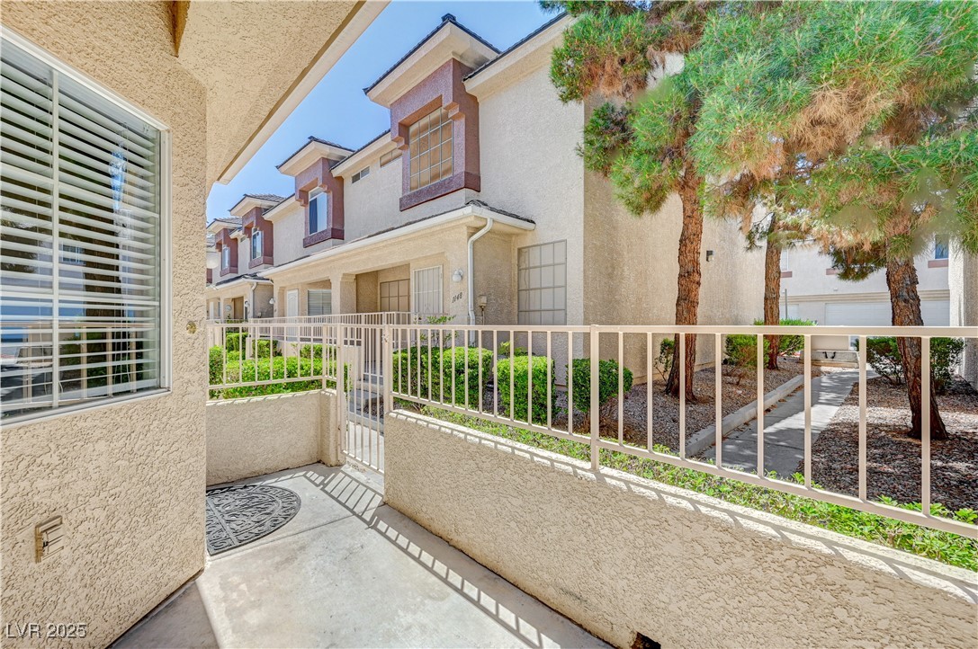 1153 Dusty Creek Street