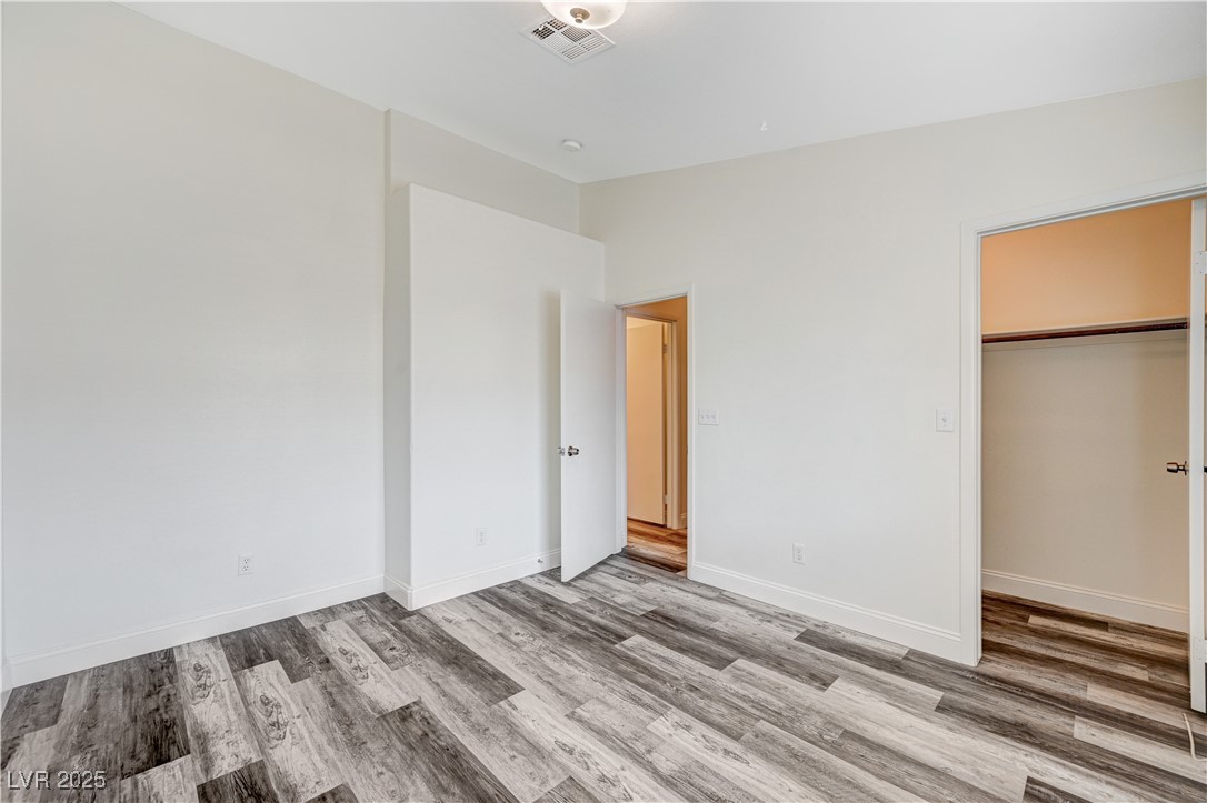 1153 Dusty Creek Street