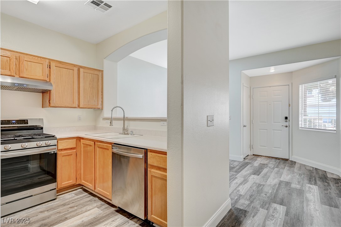 1153 Dusty Creek Street
