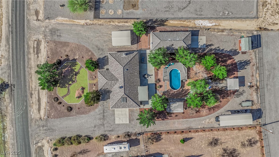 2901 South Dandelion Street