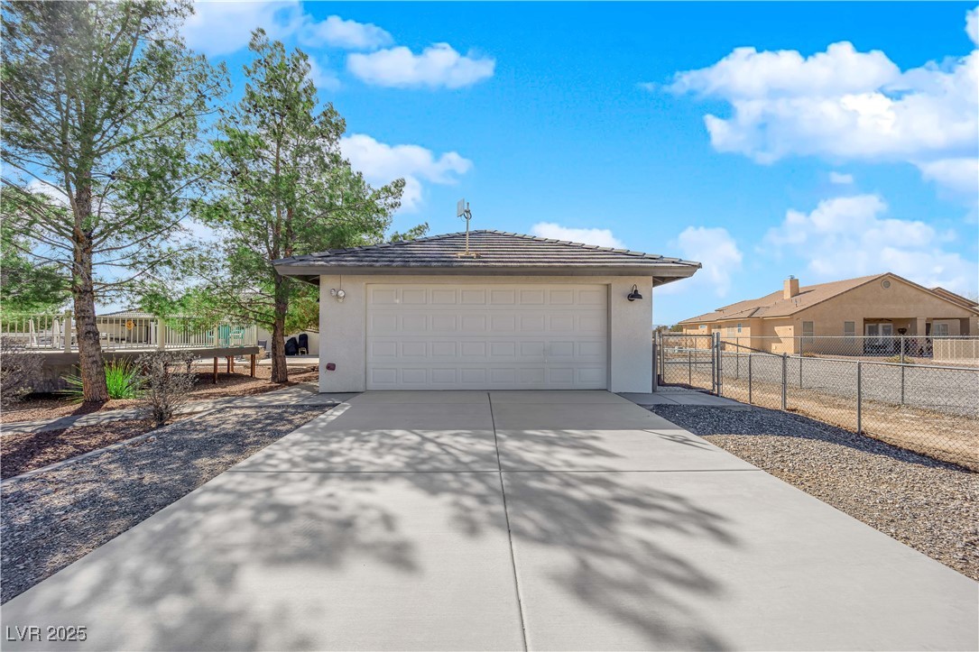 2901 South Dandelion Street