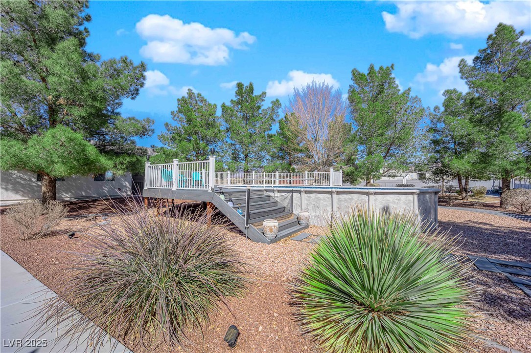 2901 South Dandelion Street