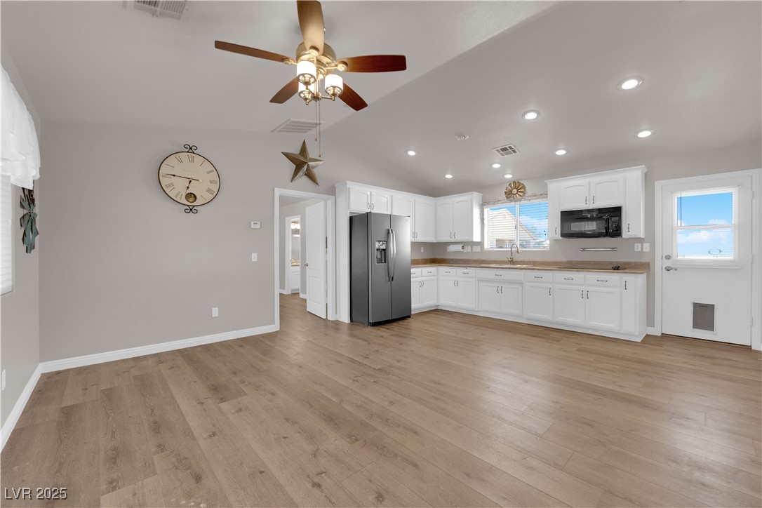 2901 South Dandelion Street