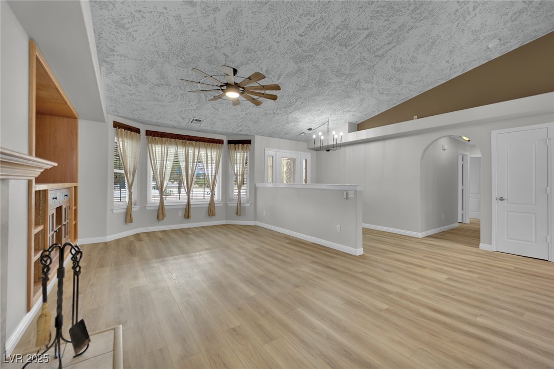 2901 South Dandelion Street