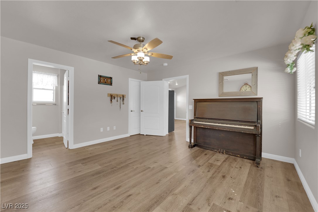 2901 South Dandelion Street