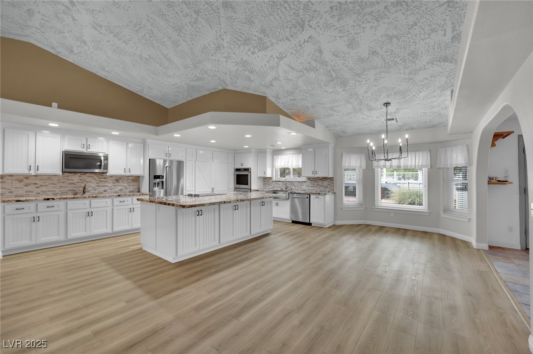 2901 South Dandelion Street