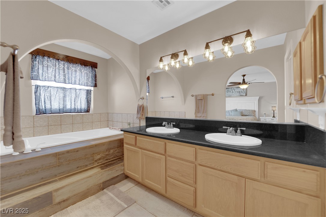 2901 South Dandelion Street