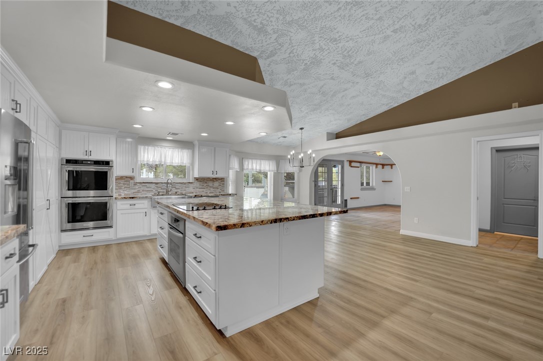 2901 South Dandelion Street