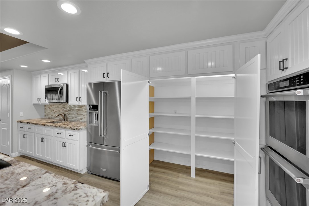 2901 South Dandelion Street