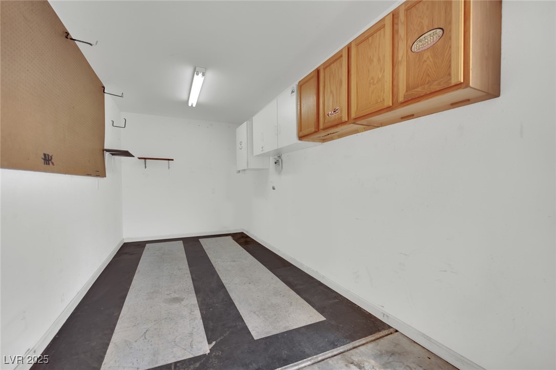 2901 South Dandelion Street