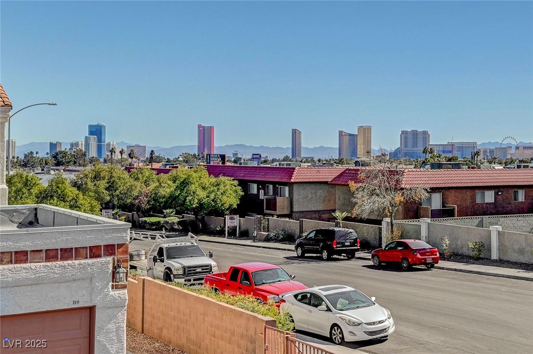 1800 Edmond Street 215