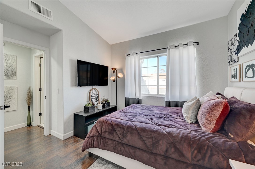 1800 Edmond Street 215