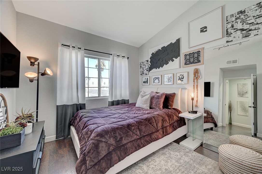 1800 Edmond Street 215