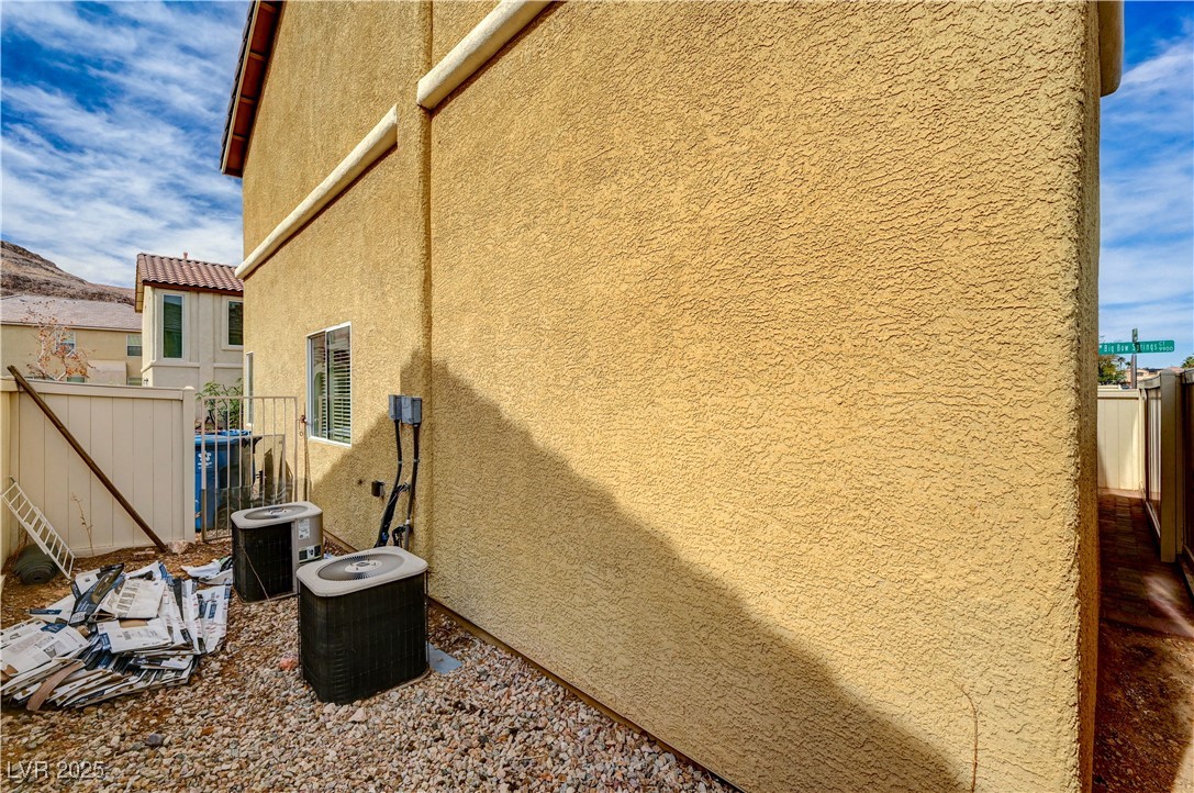 9985 Big Bow Springs Court