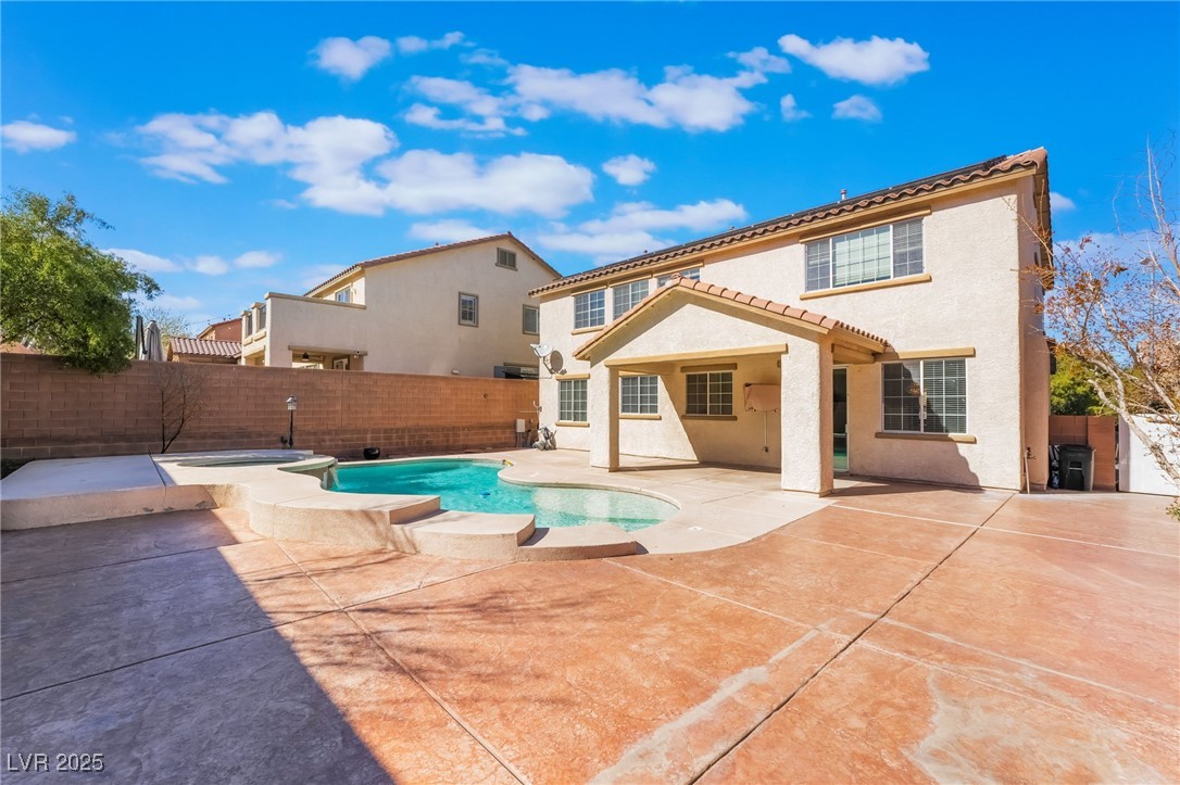 63 Crescent Palm Court