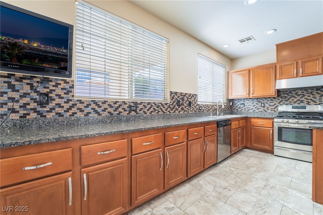 63 Crescent Palm Court