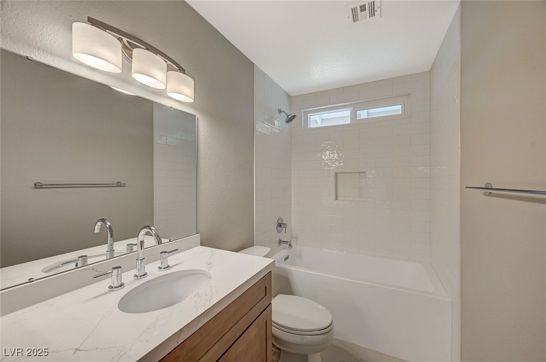 2061 Smoketree Village Circle