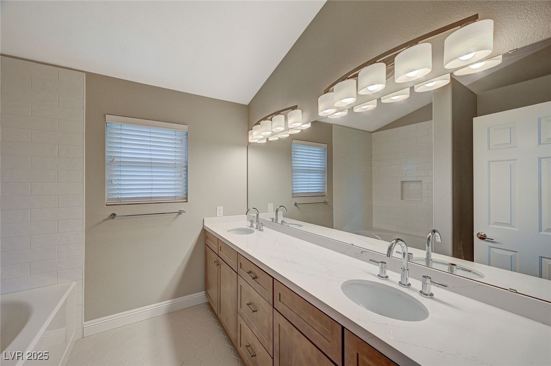2061 Smoketree Village Circle