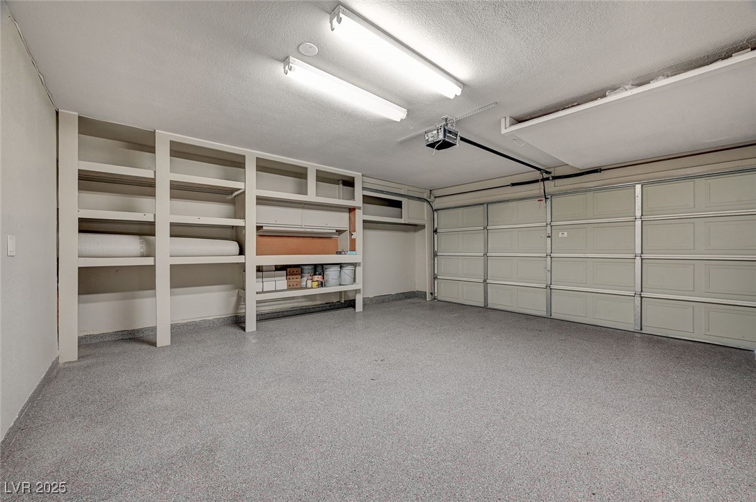 2061 Smoketree Village Circle