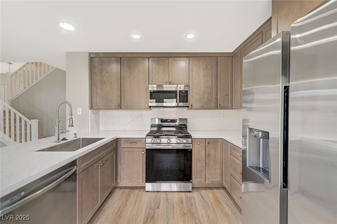 2061 Smoketree Village Circle