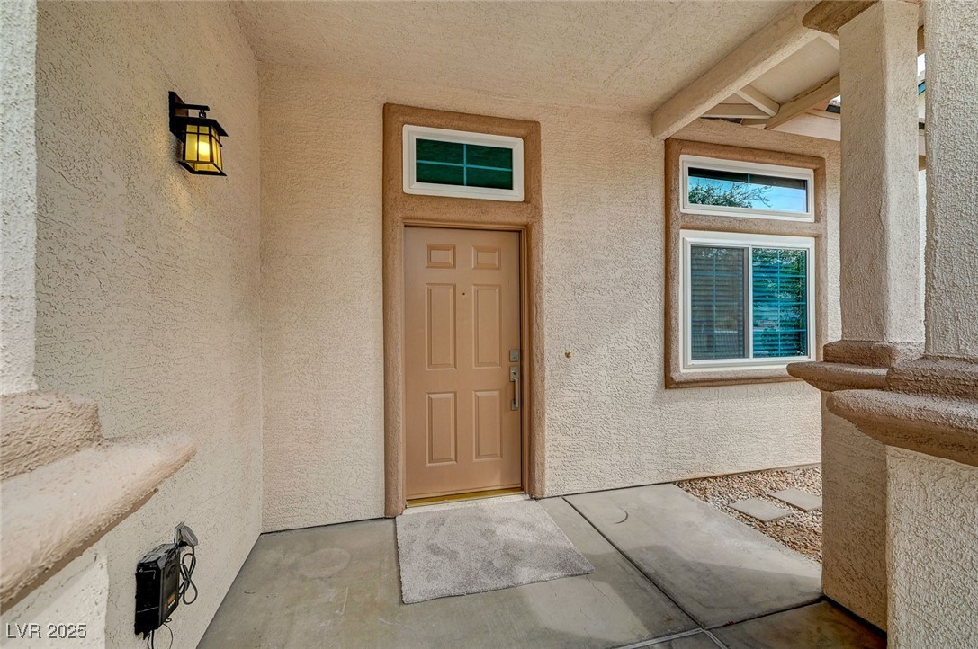 2061 Smoketree Village Circle