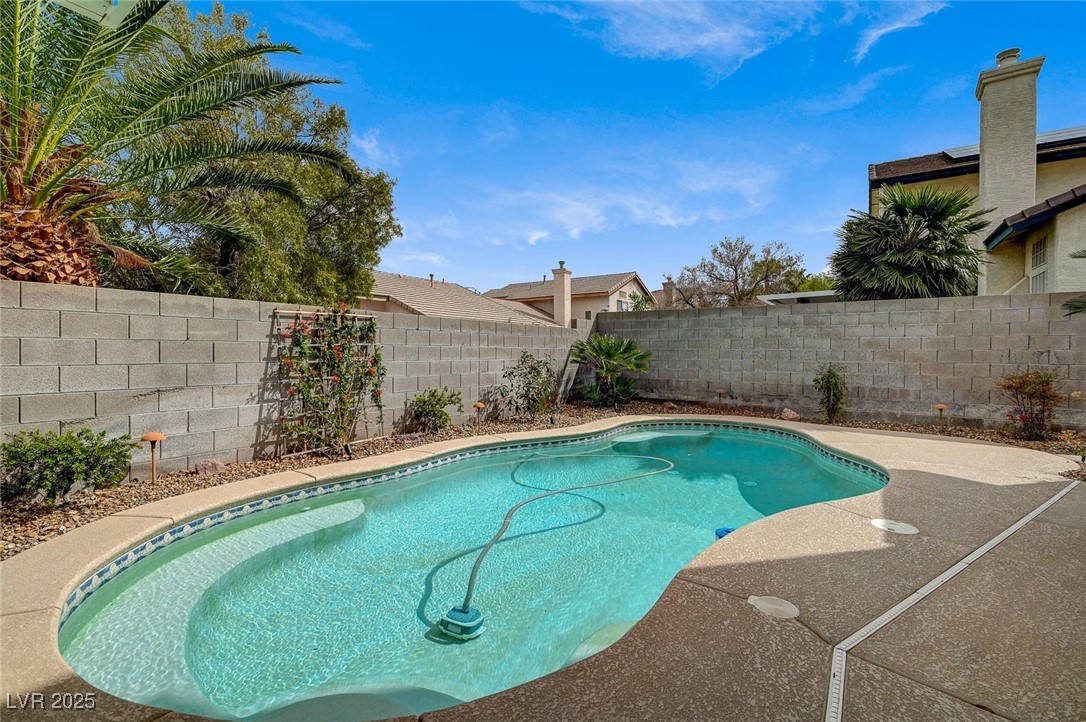 2061 Smoketree Village Circle