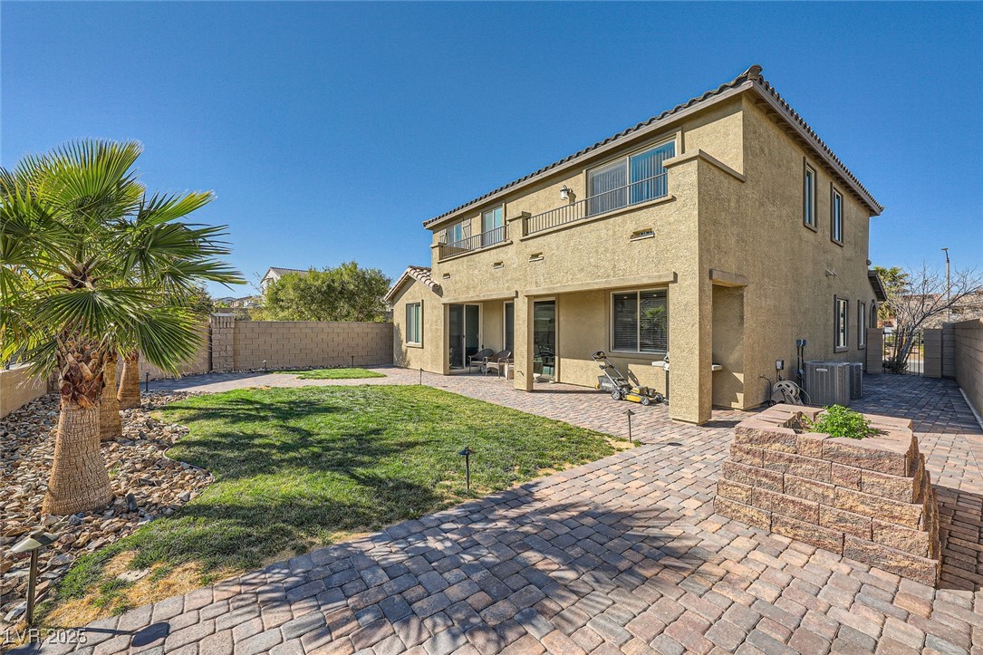 10173 Skye Saddle Avenue