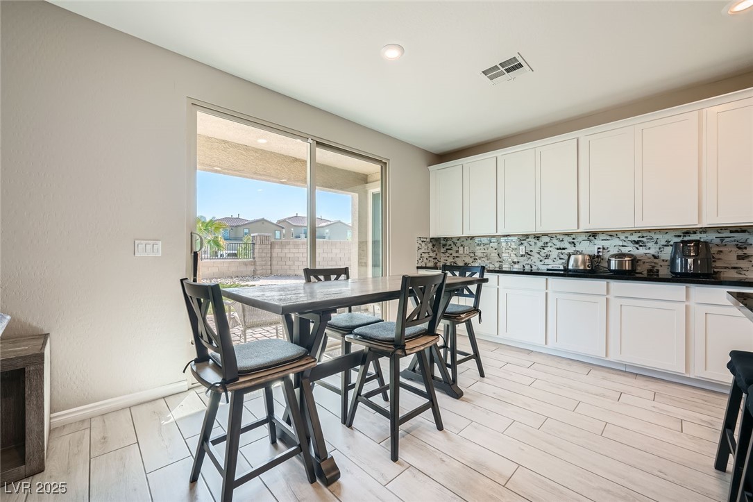 10173 Skye Saddle Avenue