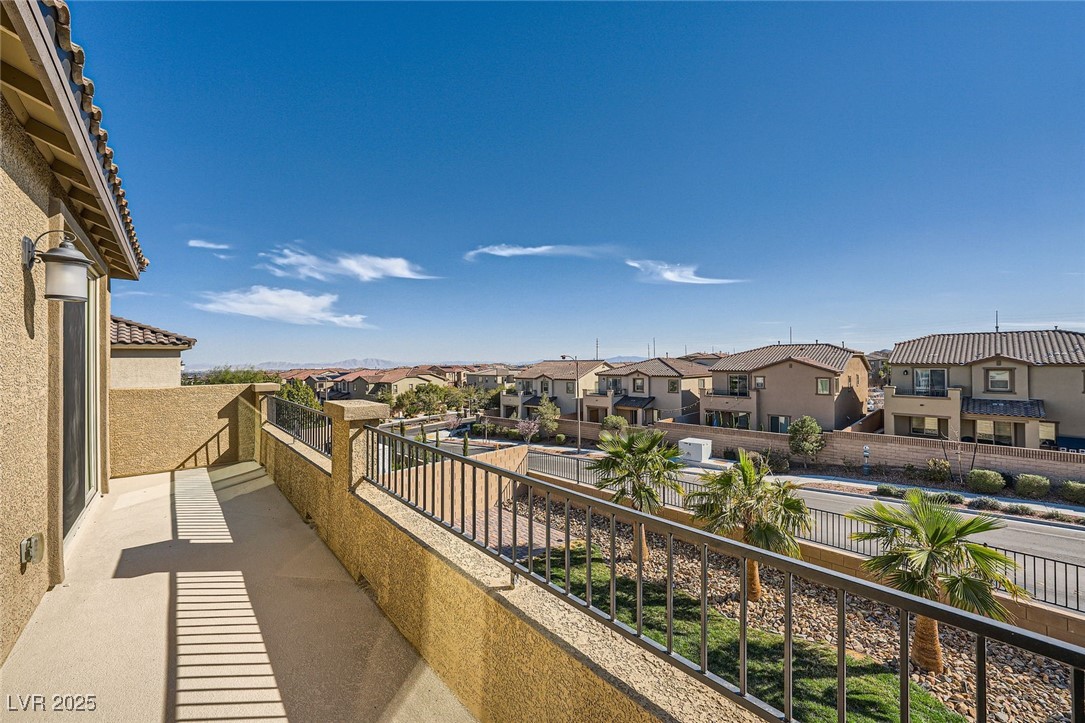 10173 Skye Saddle Avenue