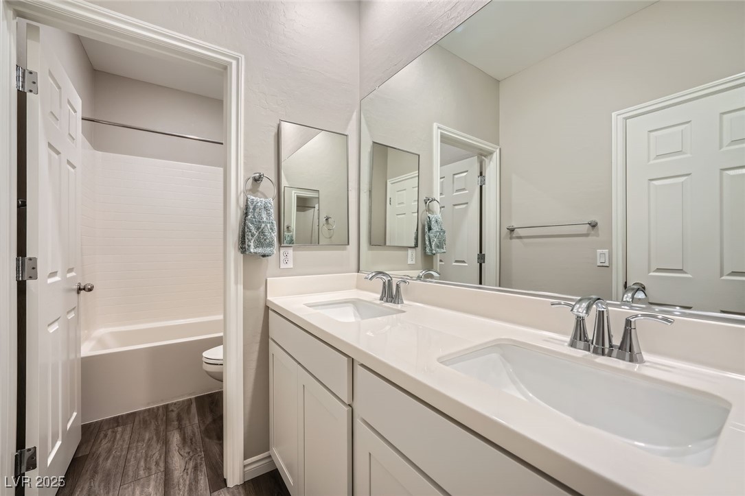 10173 Skye Saddle Avenue