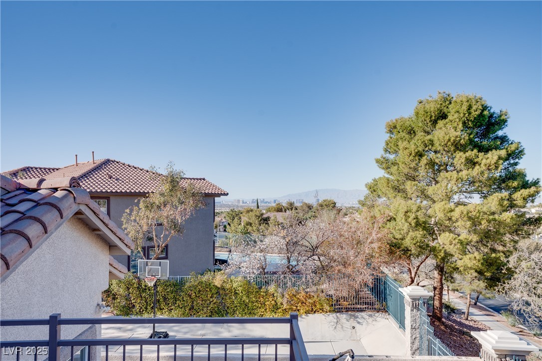 1252 Autumn Wind Way