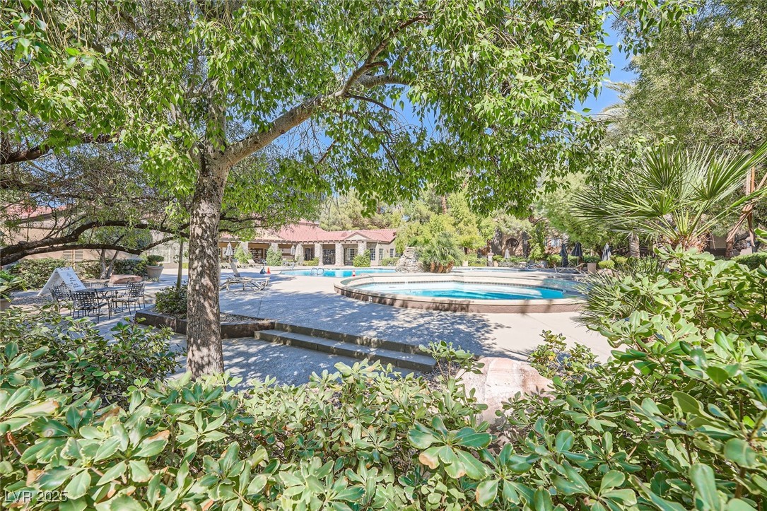 2200 South Fort Apache Road 2153