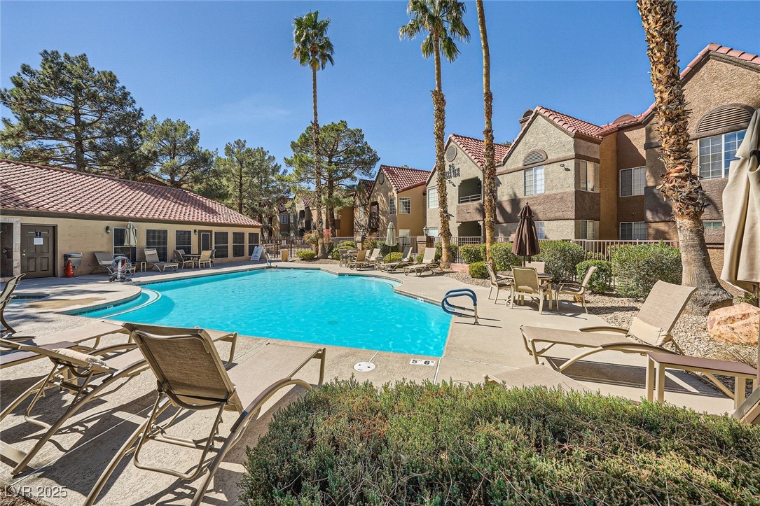 2200 South Fort Apache Road 2153