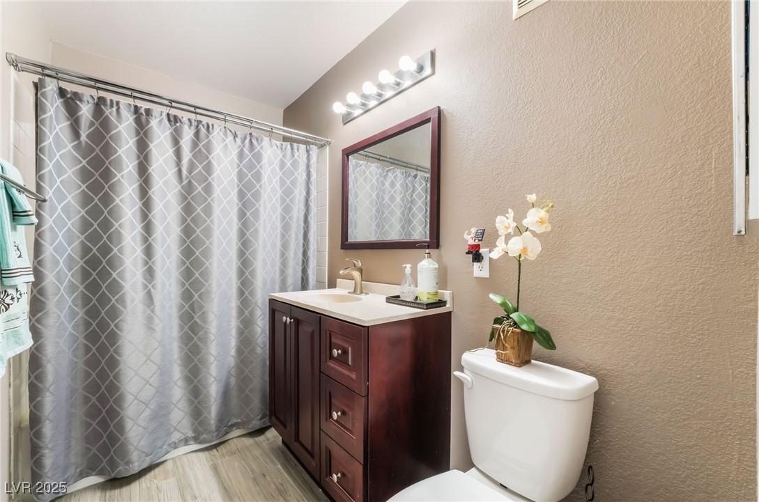 7950 West Flamingo Road 1037