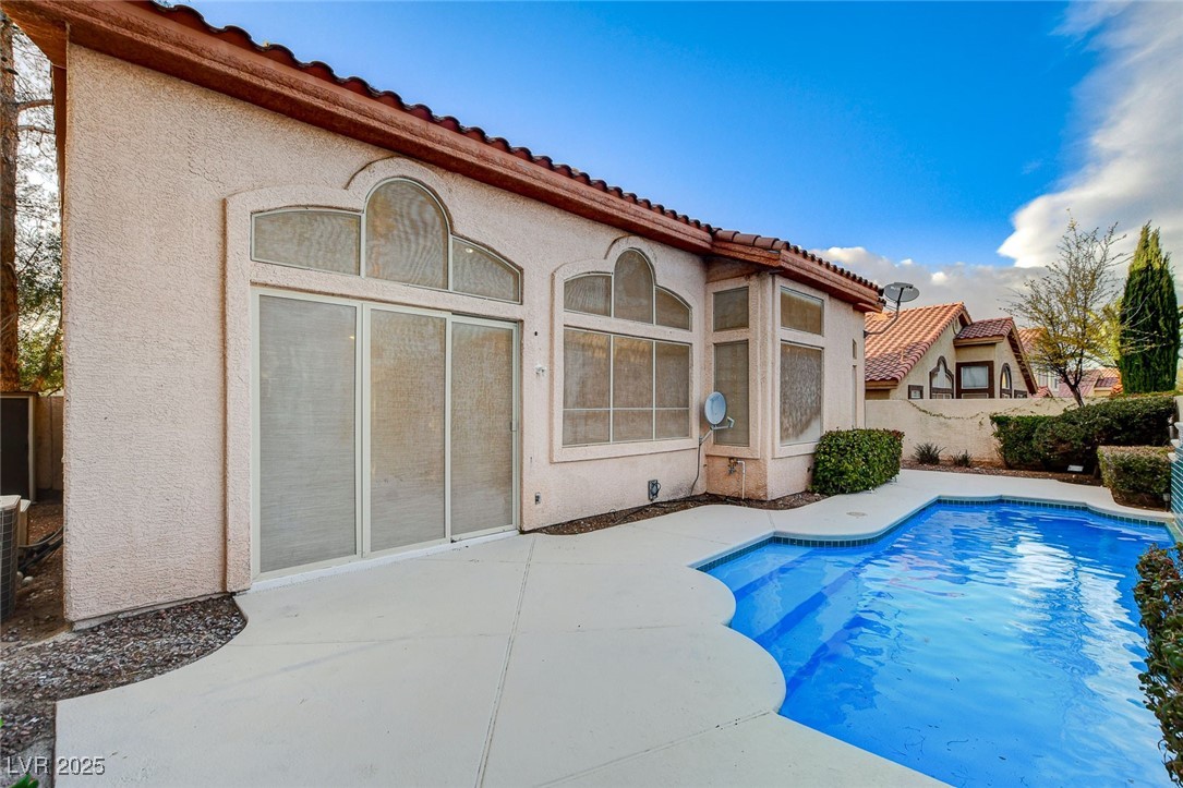 1700 Wandering Winds Way