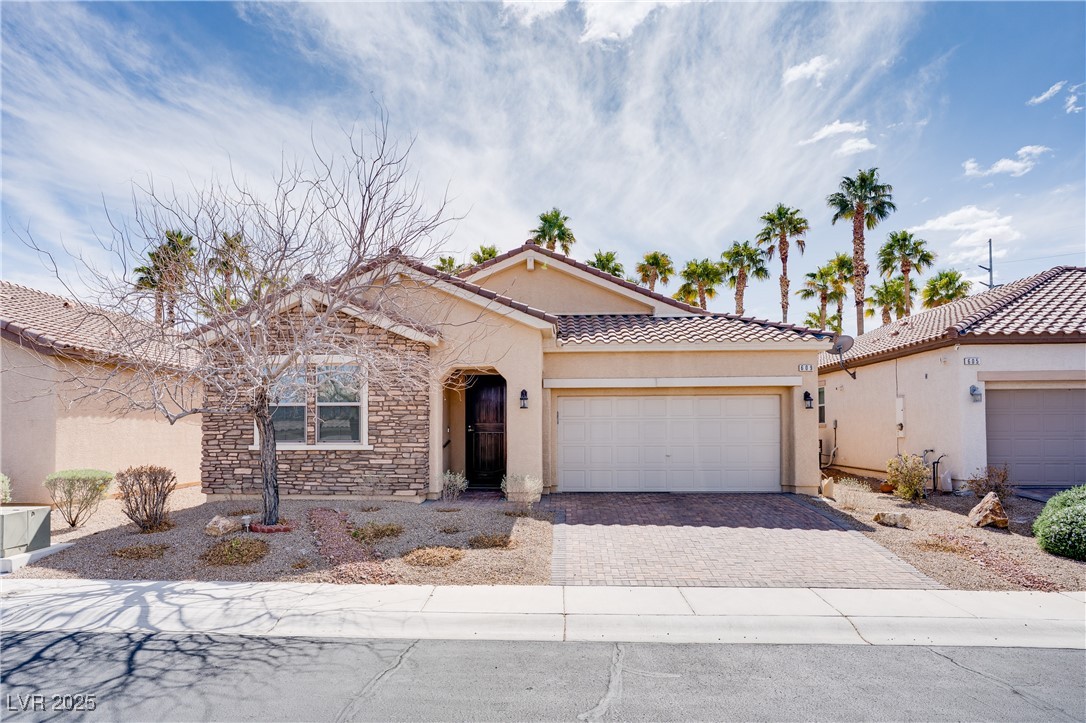 609 Viale Machiavelli Lane