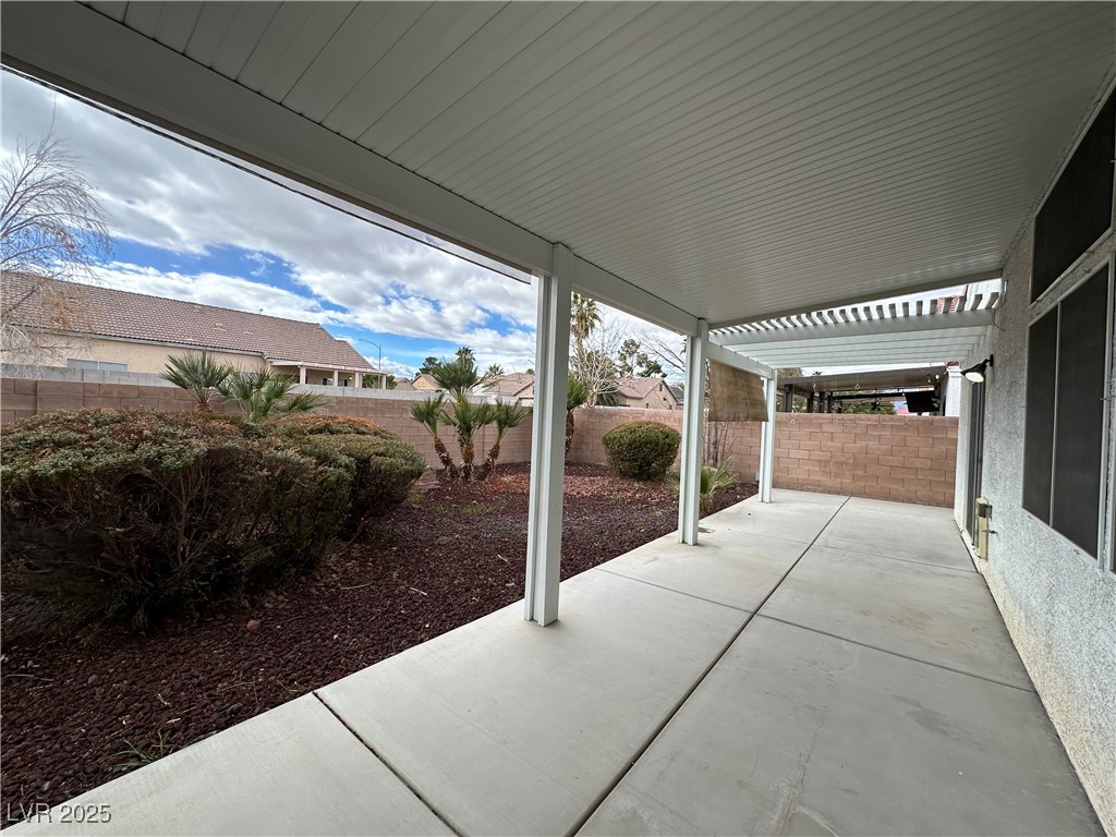 4643 Mountain Tree Street