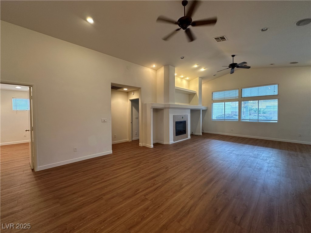 4643 Mountain Tree Street