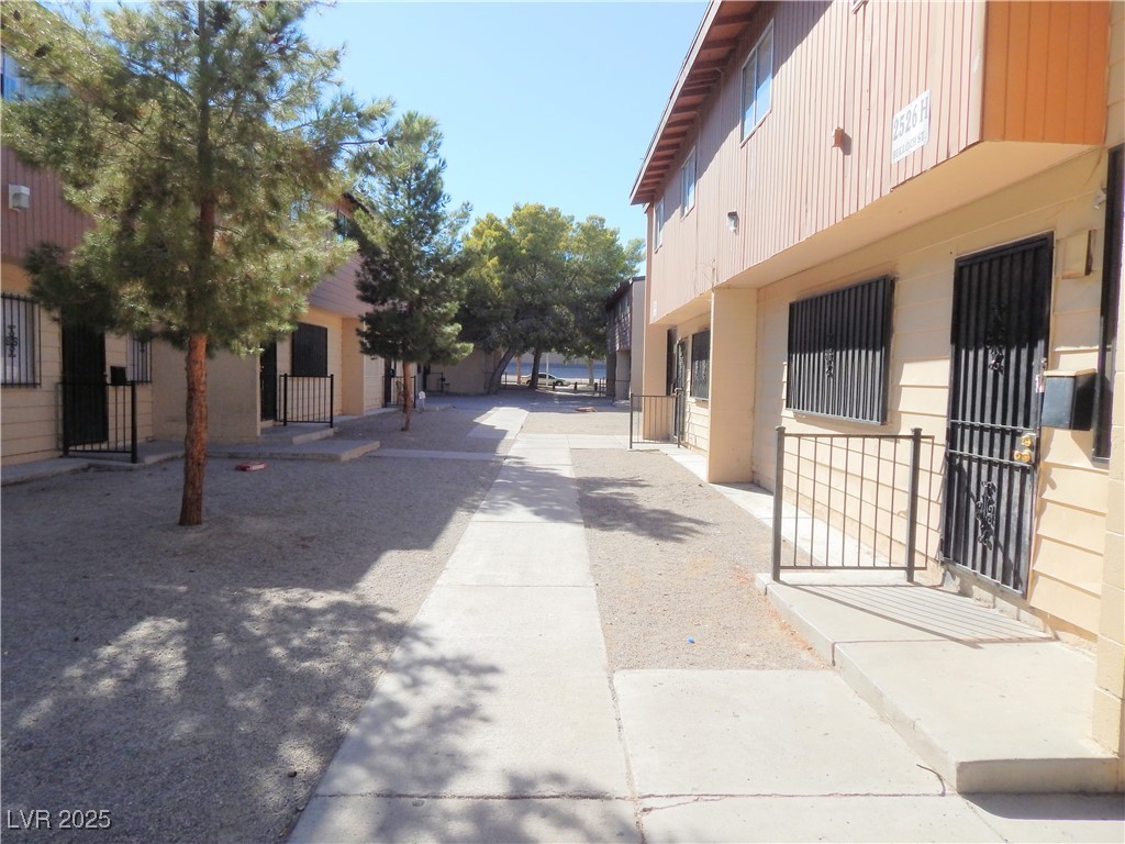 2526 Bulloch Street K